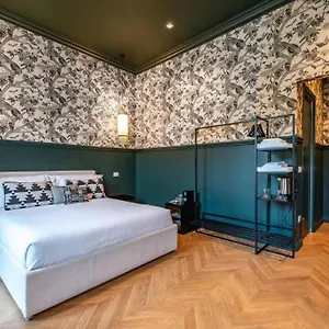 portacle-suites.it-lombardy.com/